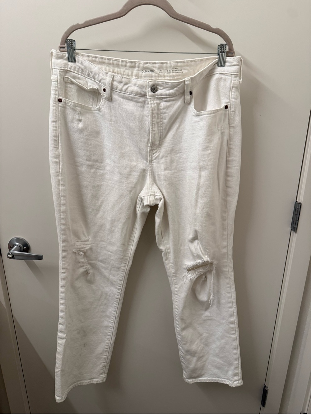 Old Navy White Straight-Leg Women's Petite Jeans